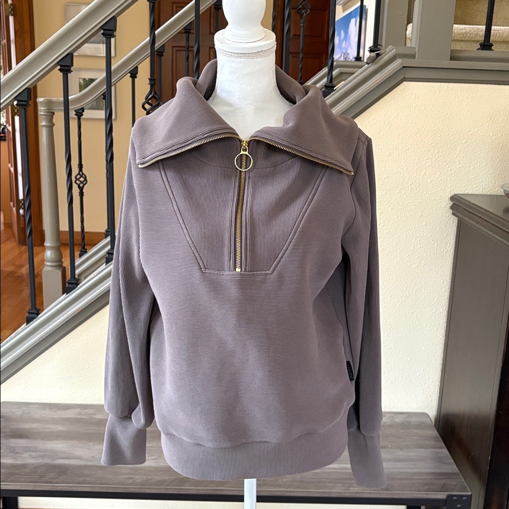 Varley Vine Half-Zip Pullover in Deep Charcoal Size XS - Picture 2 of 16